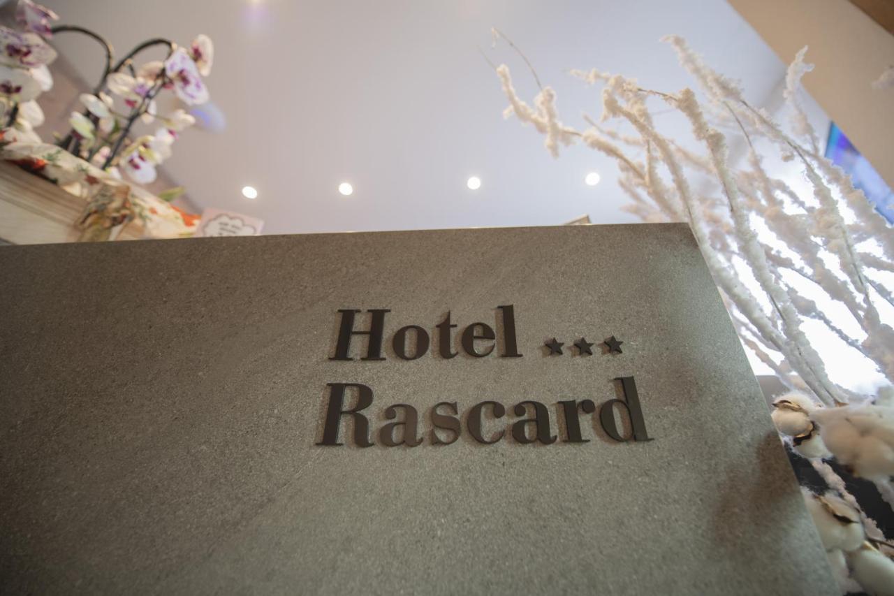 Hotel Rascard 발토우르넨체 외부 사진